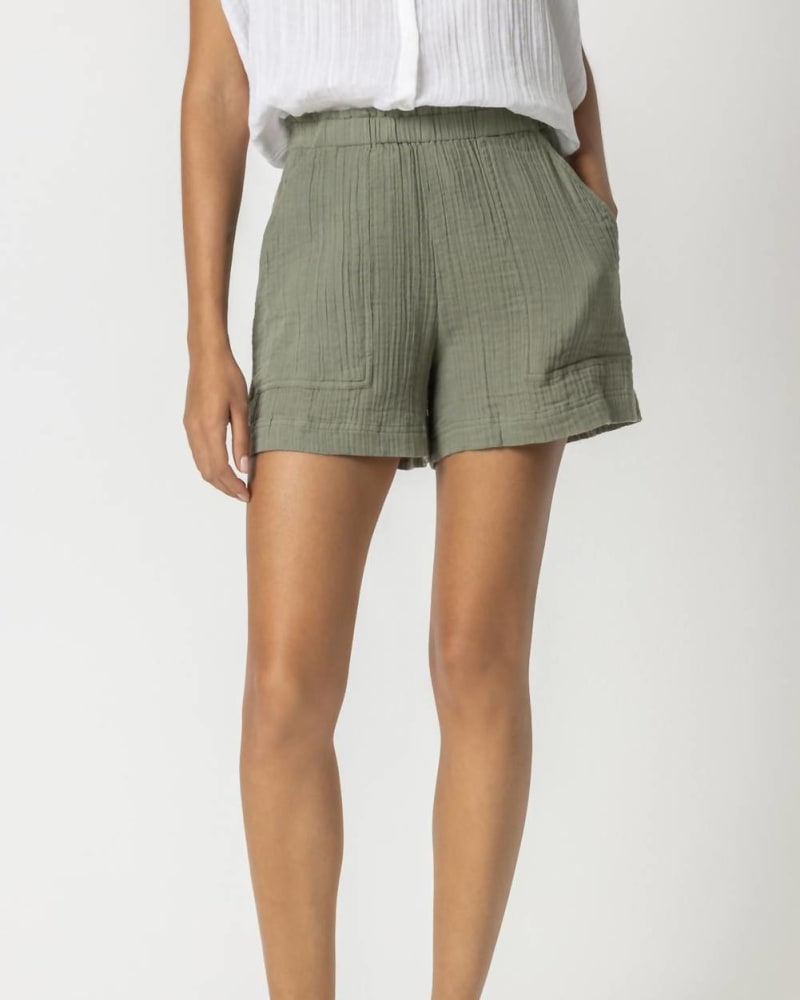 Front of a model wearing a size L Double Gauze Short In Aloe in Aloe by Lilla P. | dia_product_style_image_id:350266